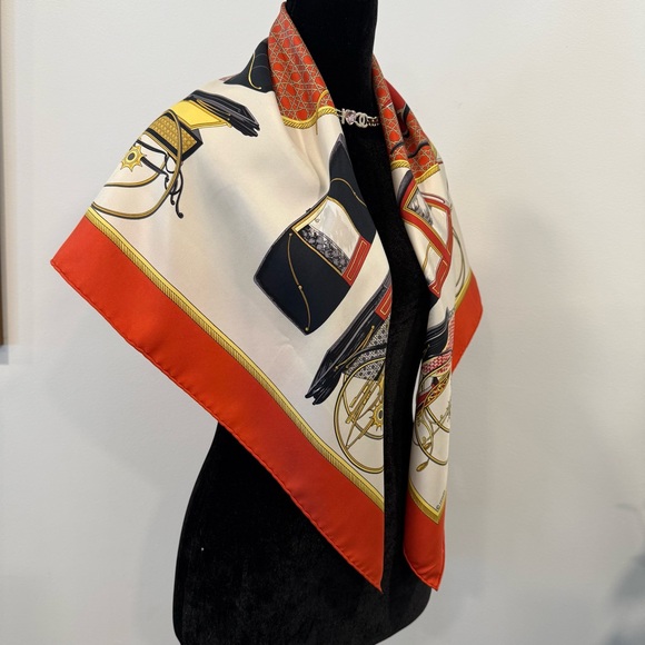 Hermès Paris Carriage Print Silk Scarf - Picture 8 of 12